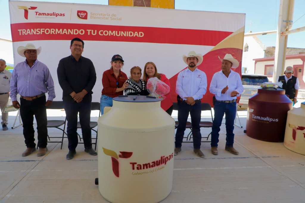 Entrega SEBIEN apoyos para&nbsp;Bustamante