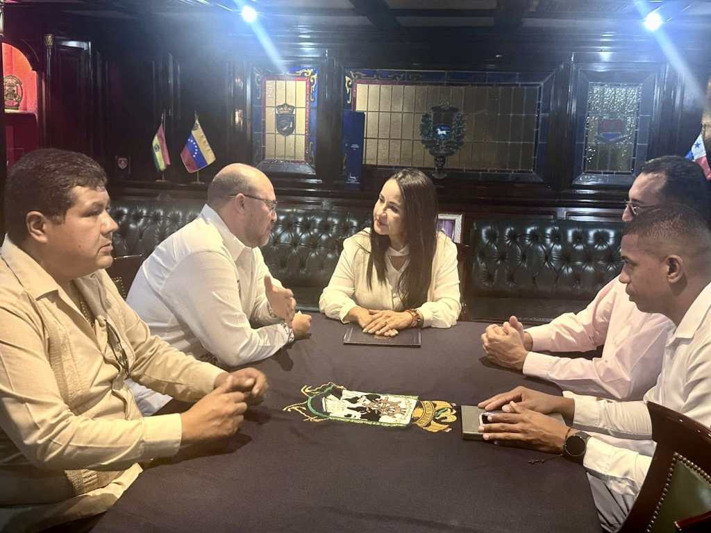 Sostienen reunión secretario general de Gobierno y embajadora de Venezuela en&nbsp;México