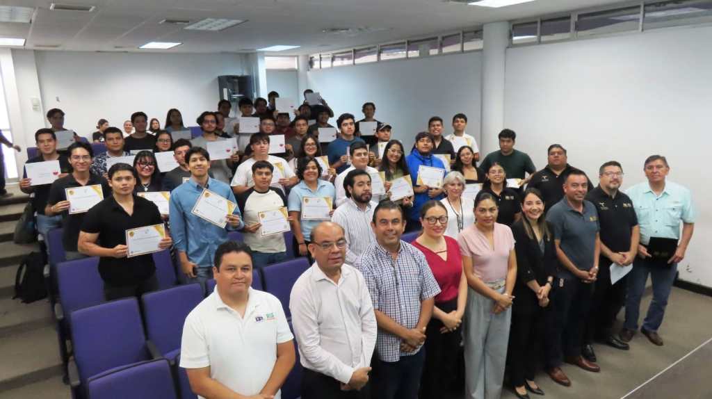 Obtienen estudiantes de la UPV certificaciones&nbsp;internacionales