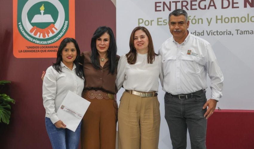 Brinda Gobierno del Estado certeza laboral a 108 servidores&nbsp;públicos