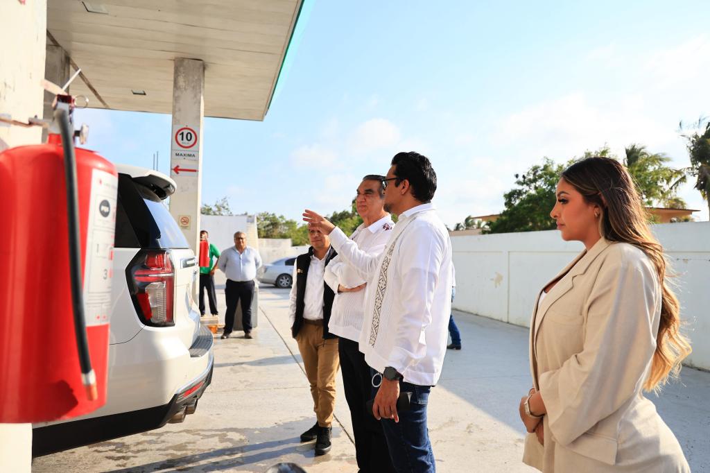 Supervisa gobernador operaciones y despacho de la Gasolinera del&nbsp;Pueblo